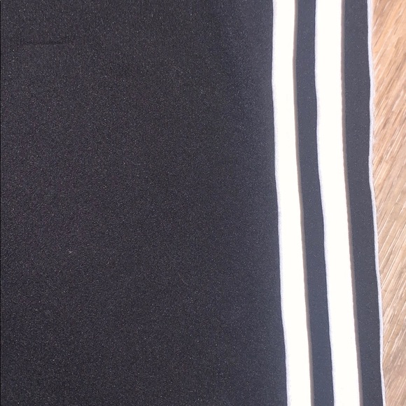 Adidas - Picture 2 of 5